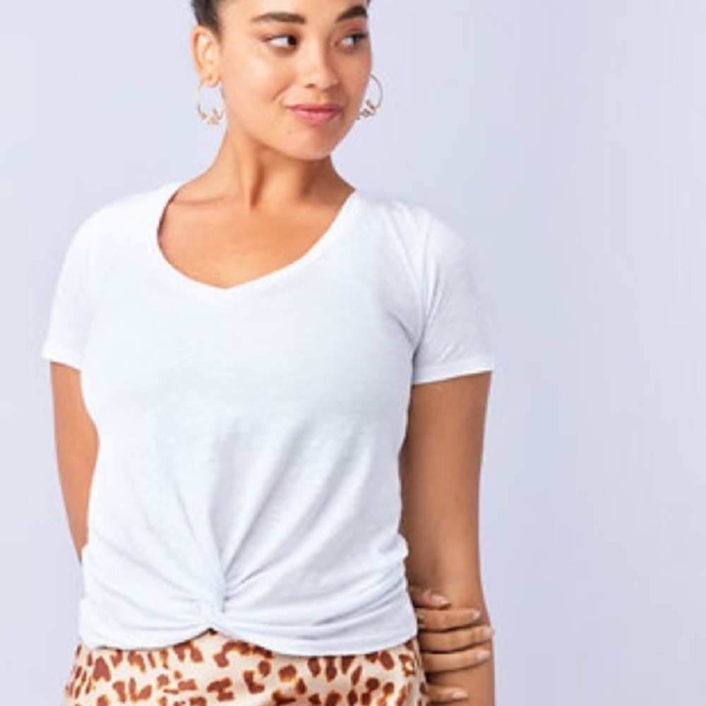 Stella & Dot Twist Tee
